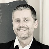 Michael Mladenovic Avocat en droit des affaires